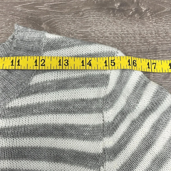 So Striped Long Sleeve Sweater Lace Hem L - Picture 7 of 15